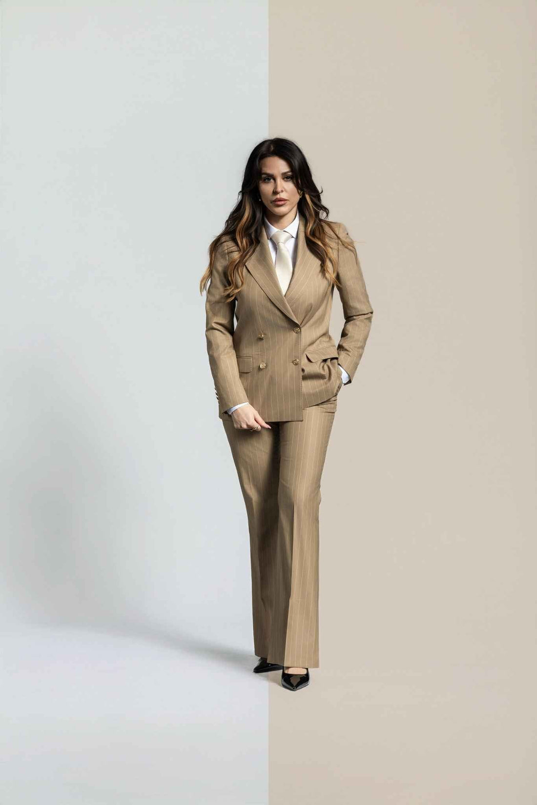 beige - gestreift Damenanzug – | Bellino Moda