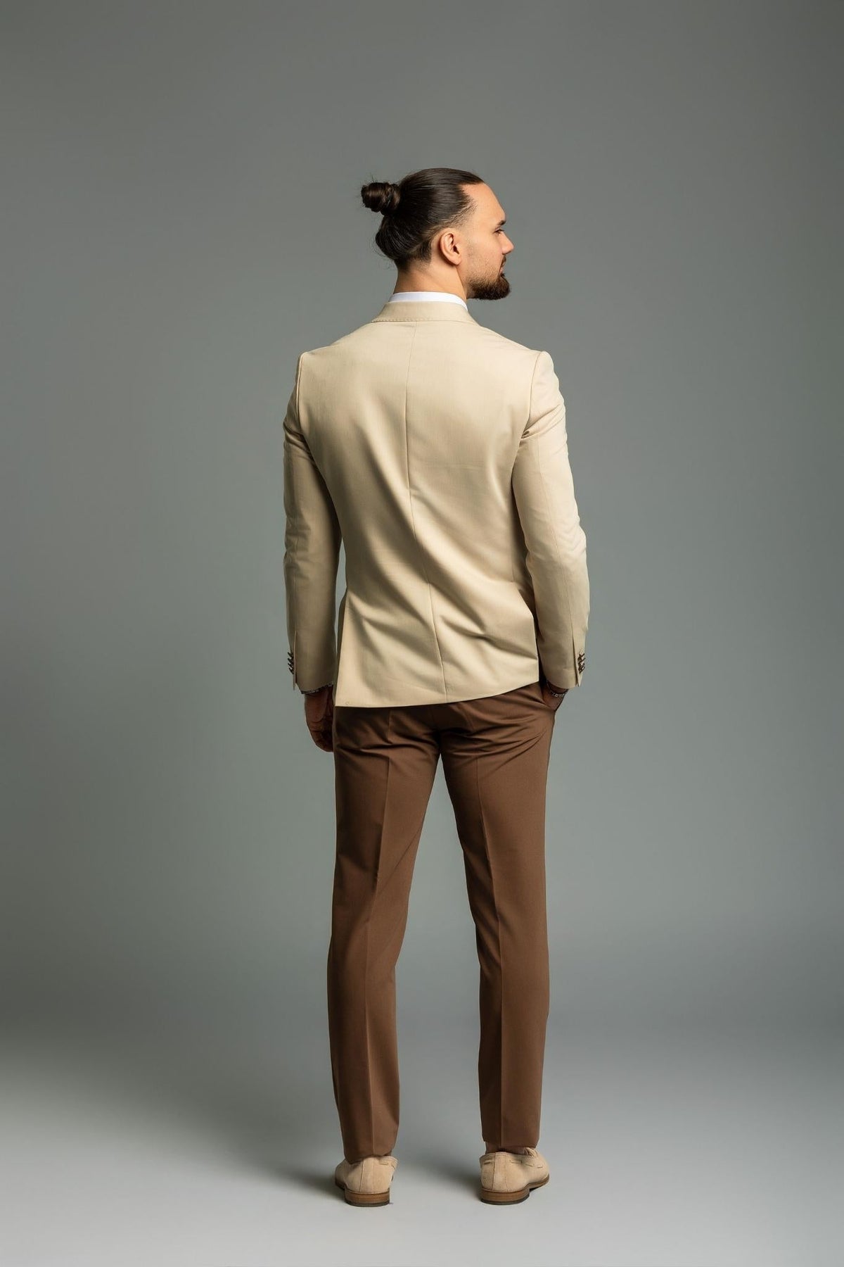 Business Suit beige