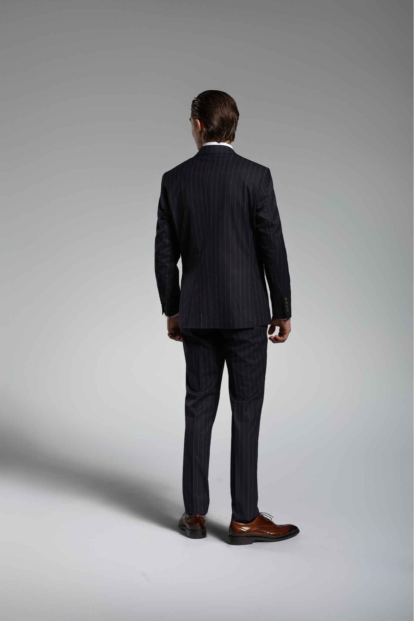 Business Suit schwarzgestreift – | Bellino Moda