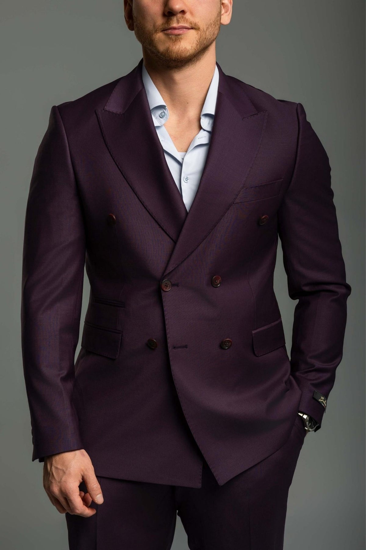 Business Suit violett