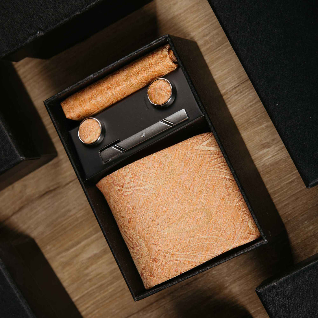 Signature Paisley – Orange – | Bellino Moda